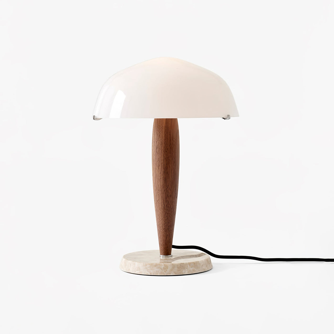 Herman Bordlampe – Litterær Inspireret Belysning med Elegant Design