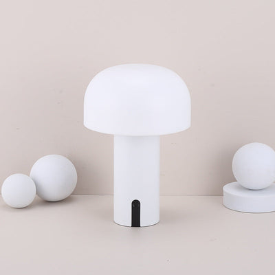 Champignon-bordlampe i europæisk design