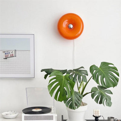 Bauhaus Donut væglampe og bordlampe